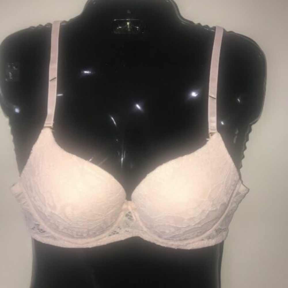 2 Push-Up Lace Bras